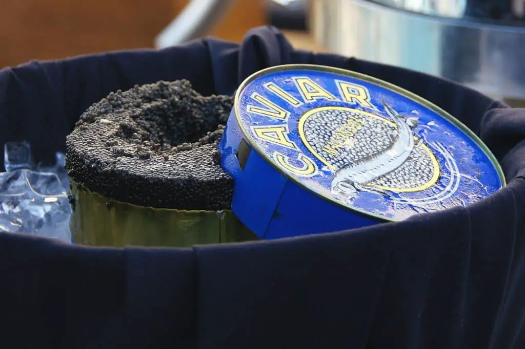 comment manger du caviar